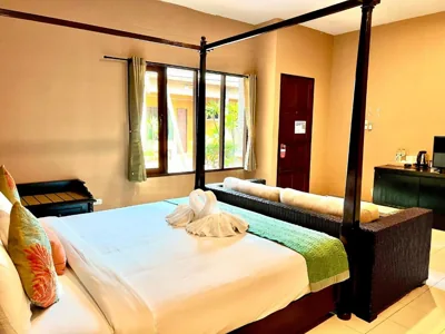 슈페리어 킹 스위트 — Phuket Siam Villas